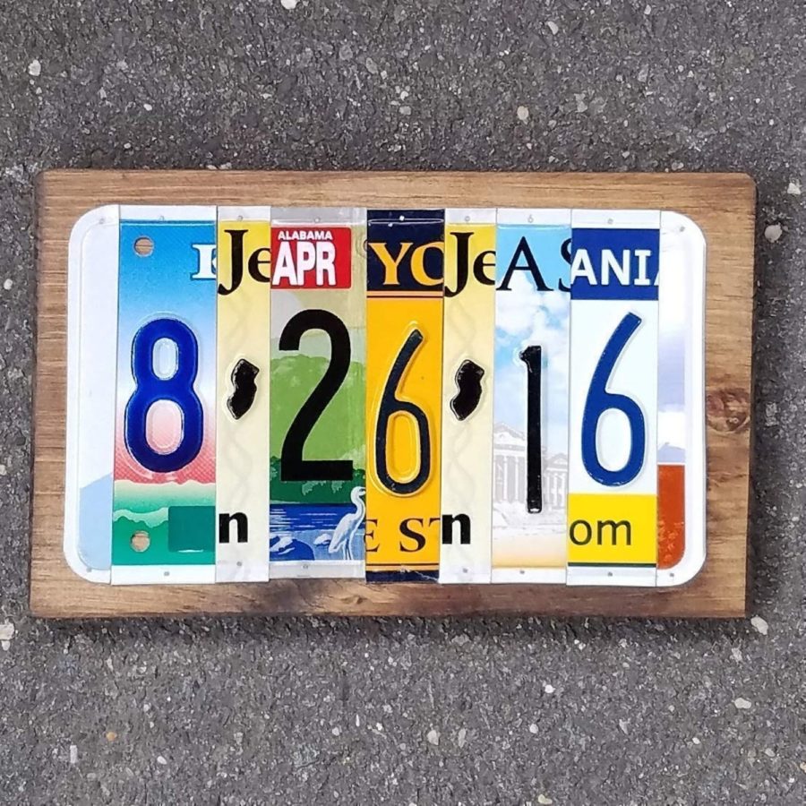 New Anniversary Gifts By Year: Traditional And Modern Ideas Commemorate - Cubebik 10Th-Year-Anniversary-Gifts-For-Him