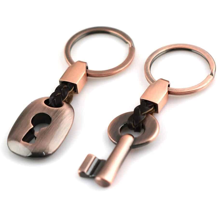 New Anniversary Gifts By Year: Traditional And Modern Ideas Commemorate - Cubebik 7-Year-Anniversary-Gifts-Traditional