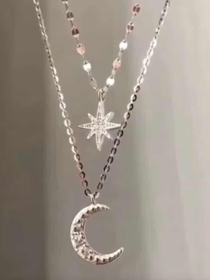 The 18 Most Beautiful Friendship Necklaces Patterns That Make Your Friendship Stronger On 2023 - Double-Layered Chain And Pendant Friendship Necklaces