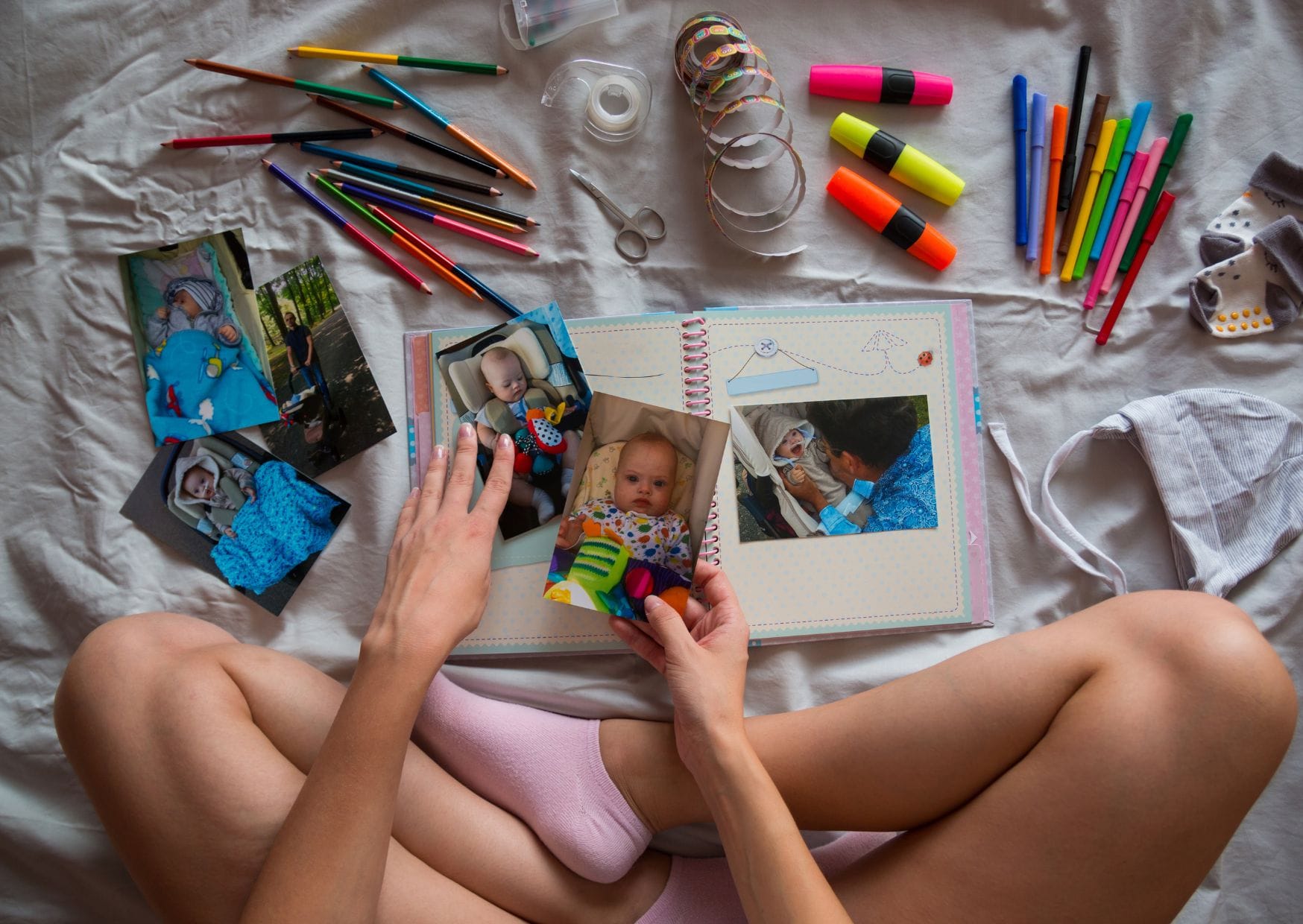 Photo Memory Book - father's day crafts | CubeBik Blog