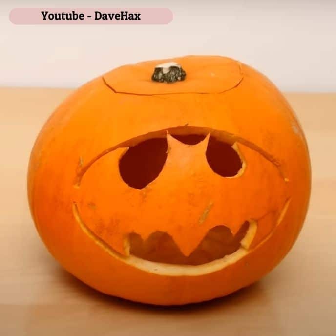 Bat Signal - pumpkin carving ideas | CubeBik Blog