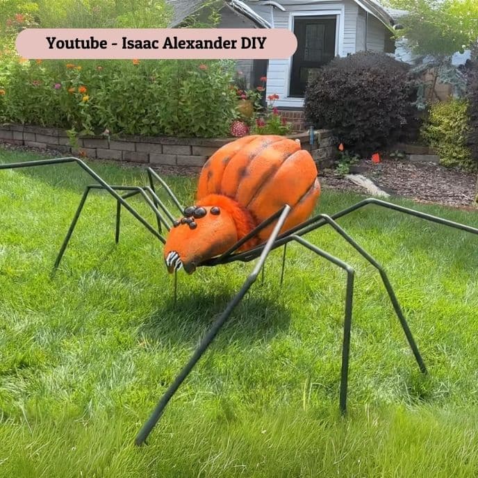 Giant Spider Descending - pumpkin carving ideas | CubeBik Blog
