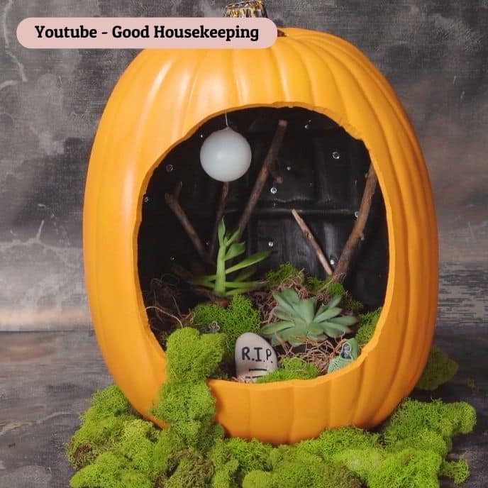 Glowing Pumpkin Diorama - pumpkin carving ideas | CubeBik Blog